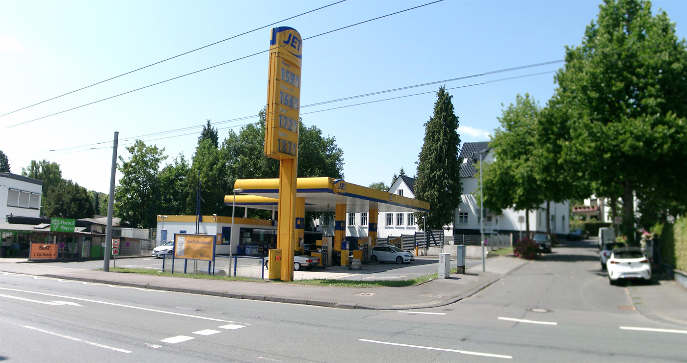 SOLINGEN - Wuppertaler Straße 133 JET