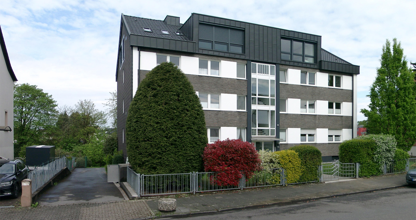 SOLINGEN - Deusbergerstraße 70